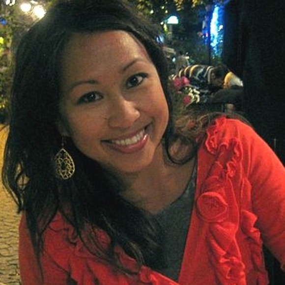 Hello from Chicago! 👋🏼 I'm Stef - Picture 4 of 4